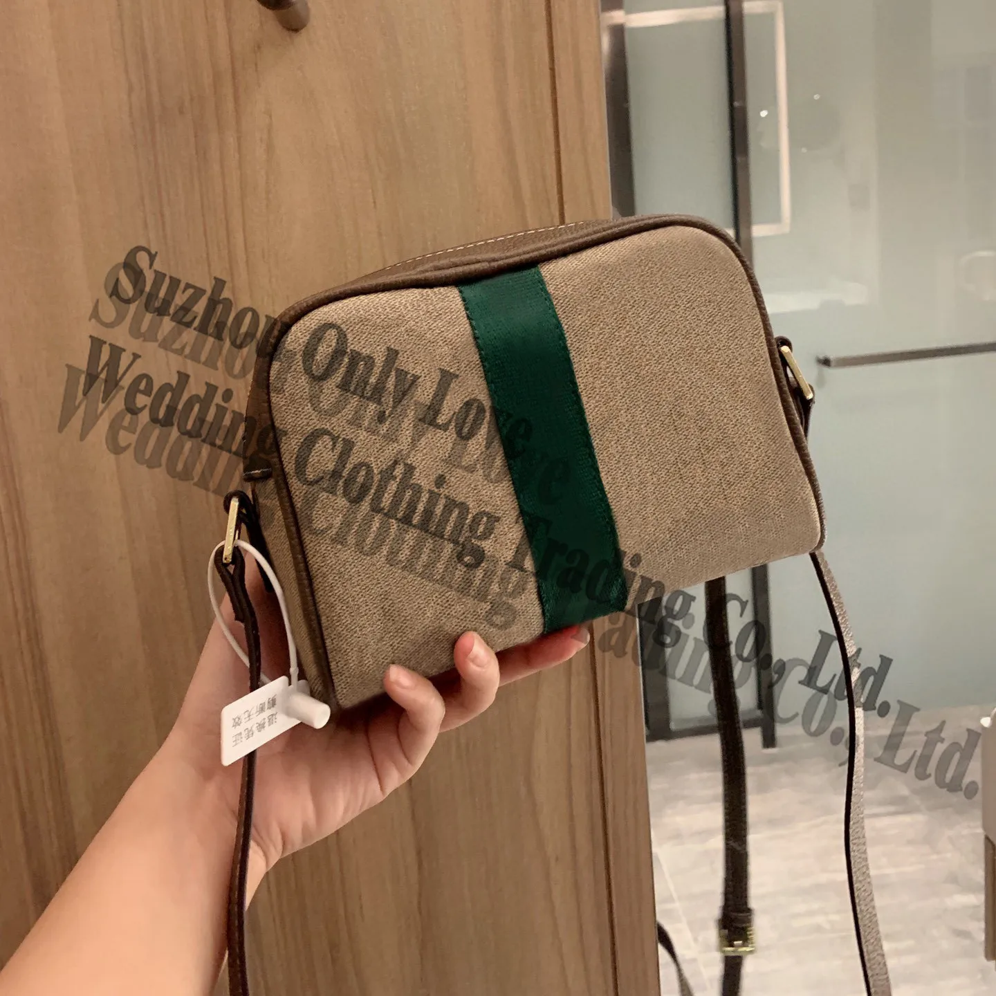 

Free Shipping Message Phone Purse Over The Shoulder Side Bag Closure Zipper Crossbody hand bags