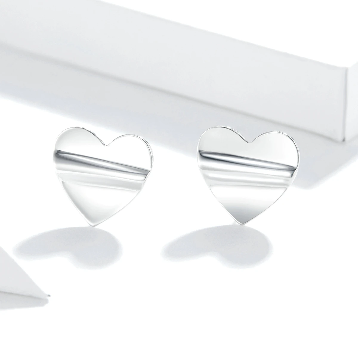 

Fashion Fine 925 Silver Fold Hearts Studs Earing 2020