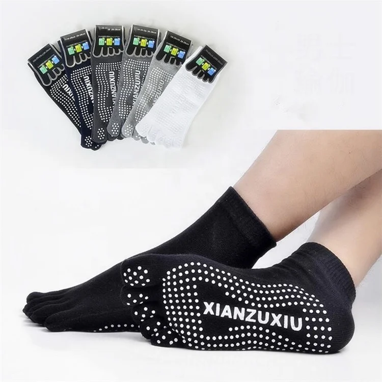 

Non Slip Five Finger Yoga Pilates Gym Trampoline Custom Logo Grip Socks Men, 5 colors or custom