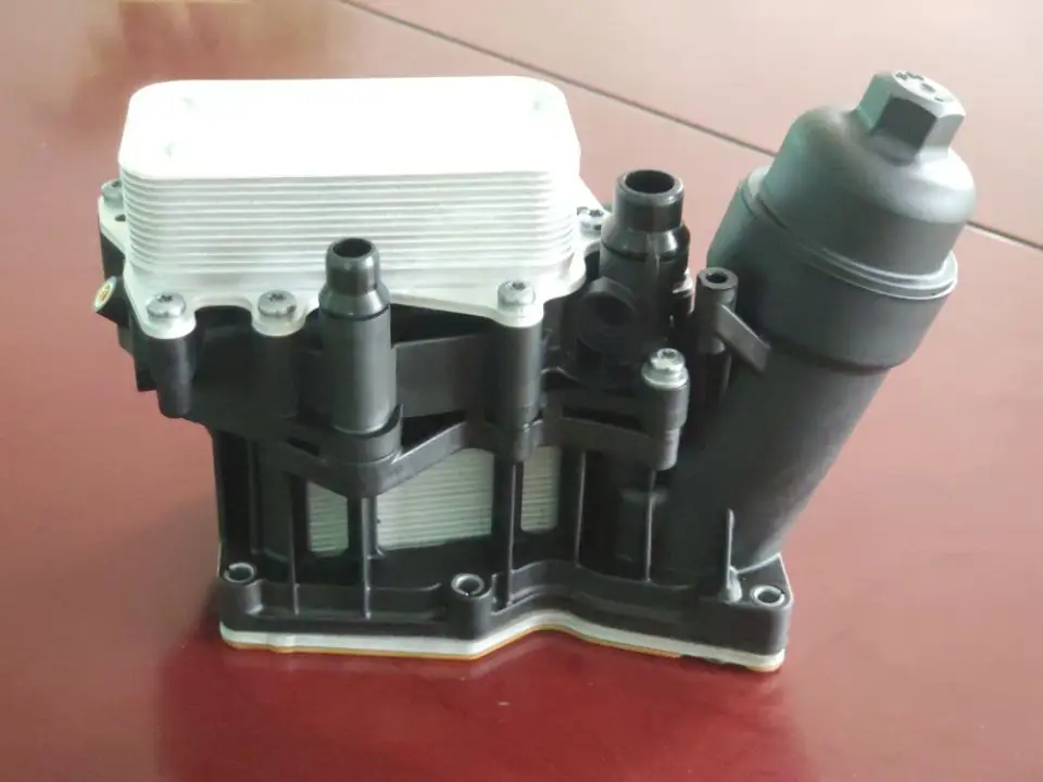 Car Parts Oil Filter Housing Oil Cooler Assembly For Bmws X3 X5 328d 5.9 Cummins Oil Filter Housing Replacement