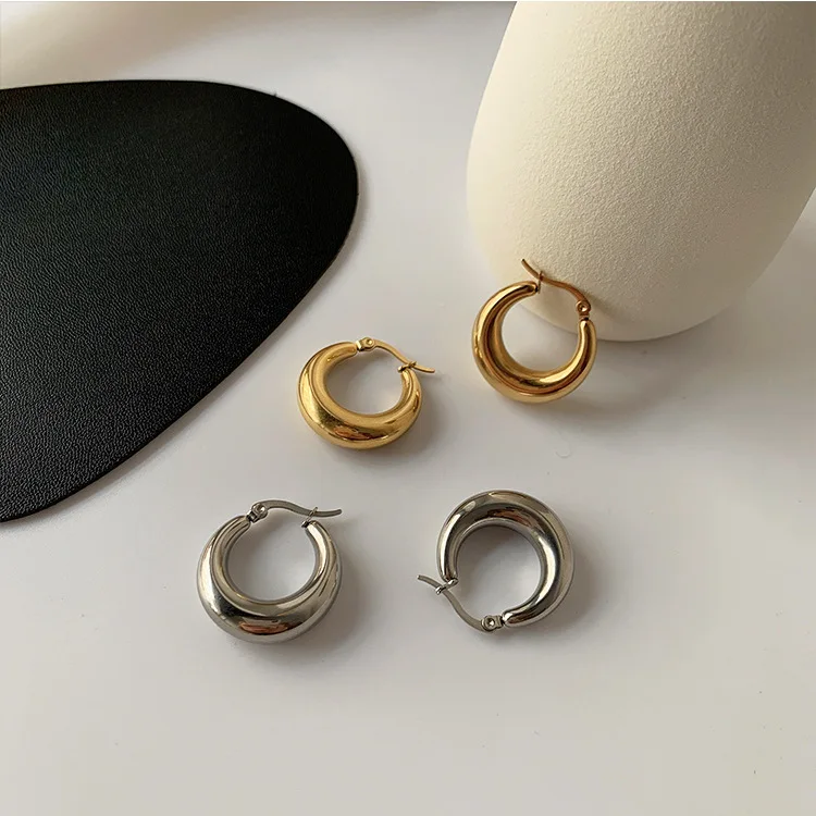 

INS Retro 25mm Titanium Steel Chunky Round Circle Clip on Earrings Titanium Steel Small Oval Hoop Earrings