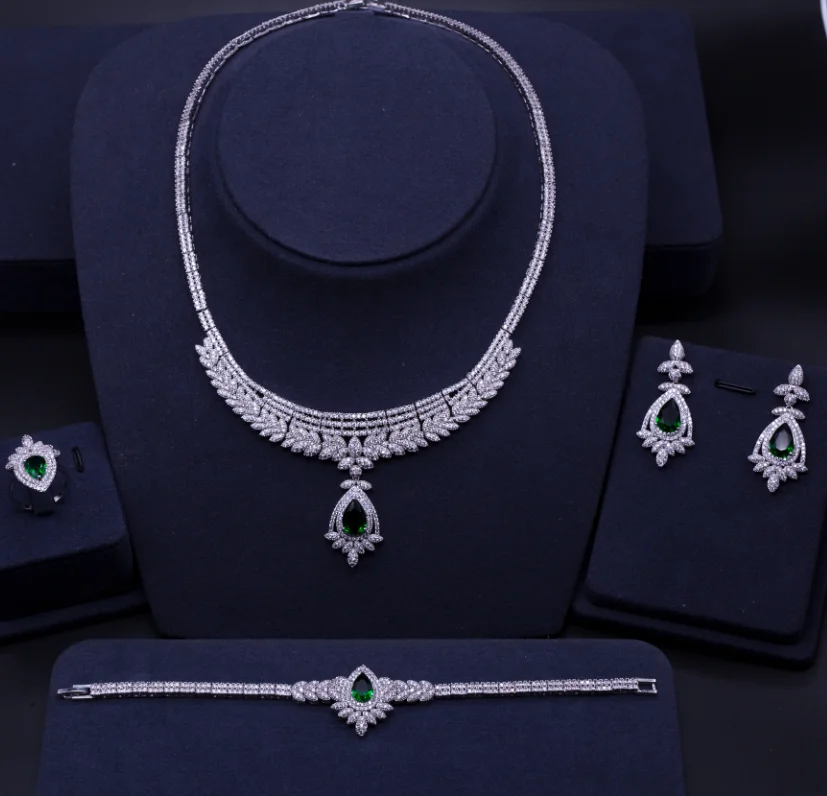 Mewah Royal 4 In 1 Kalung Anting Cincin Gelang Cz Boho Gaun Malam Aksesori Pernikahan Set Perhiasan Pengantin Buy Mewah Perhiasan Set Boho Perhiasan Set Royal Perhiasan Set Product On Alibaba Com