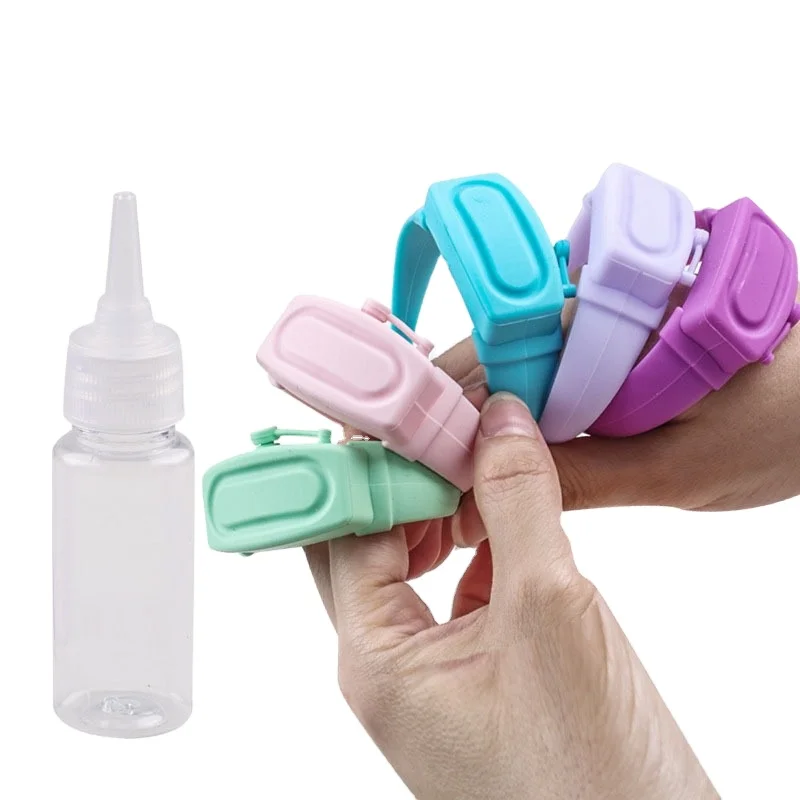 

Hand sanitizer wearable hand sanitizer dispenser,silicone refillable wrist strap portable empty dispenser bracelet+Bottle