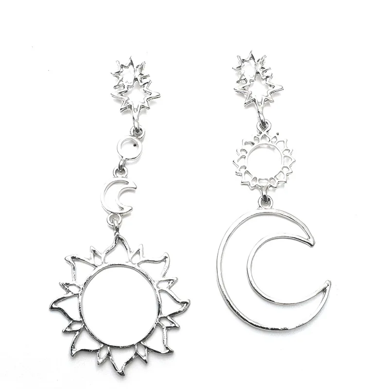 

00138-5 European and American fashion simple retro exaggerated asymmetric moon sun Earrings