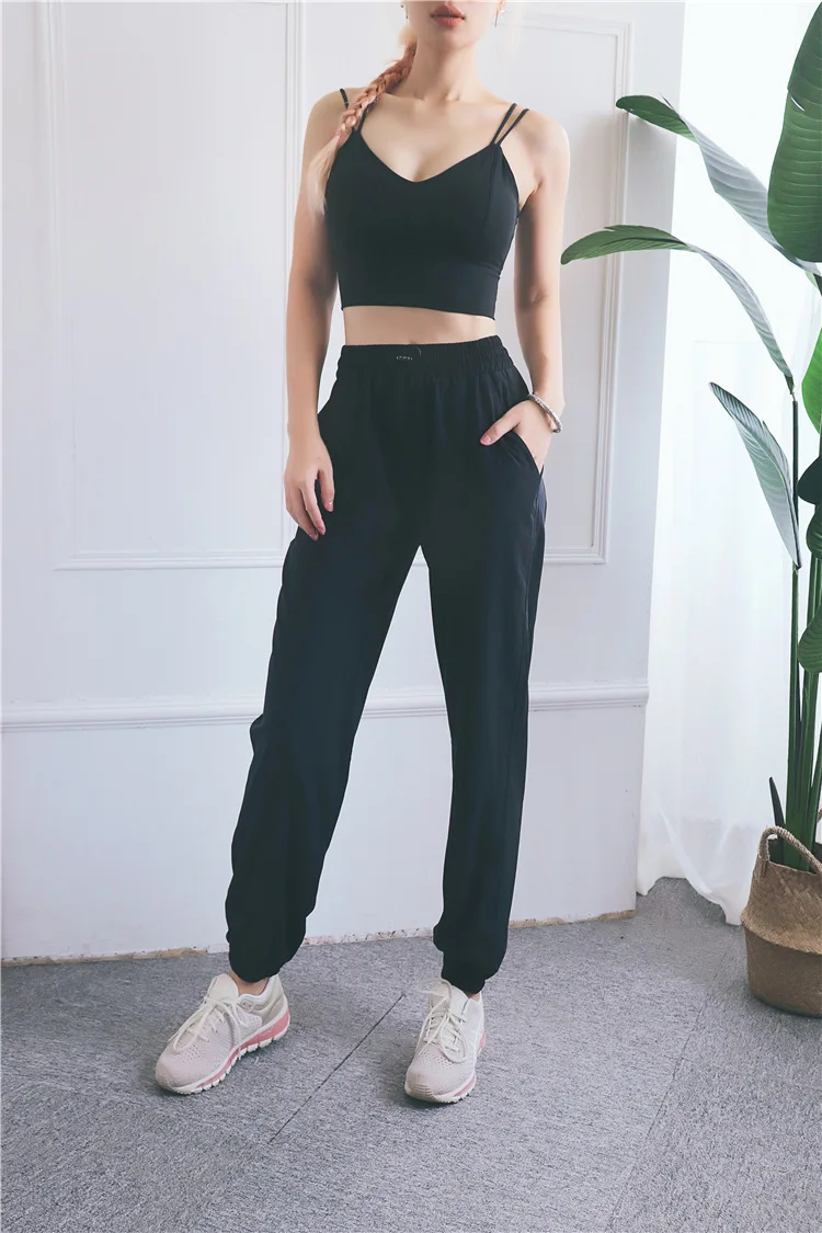 Woman Sports Bra Set Racerback Bra And High Waist Joggers Tracksuits
