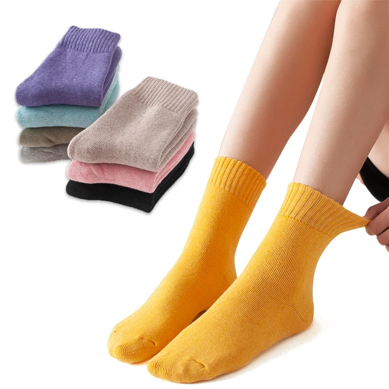 

Cotton women crew tube socks for autumn and winter colorful funny crew ladies cute thick cotton knitting socks