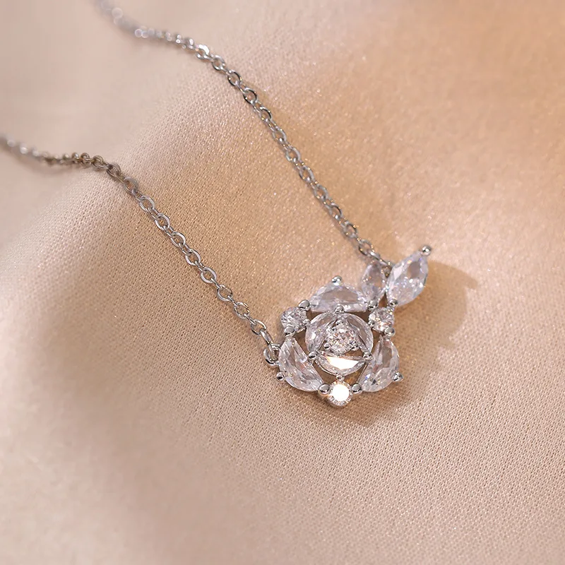 

Fashion Stainless Steel Zircon Flower Pendant Choker Necklace For Women Girl Party Gifts