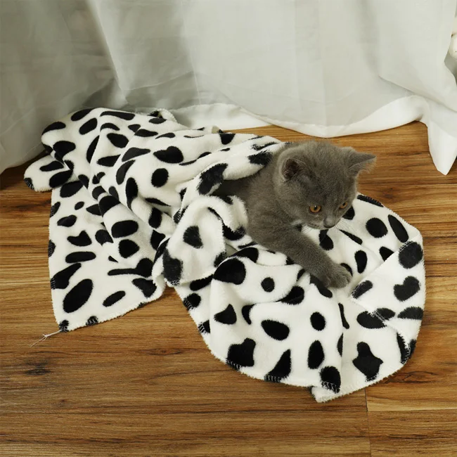 

Soft Pet Blanket Winter Bed Mat Foot Print Warm Sleeping Small Medium S Coral Fleece Dog Mattress, As picture showed