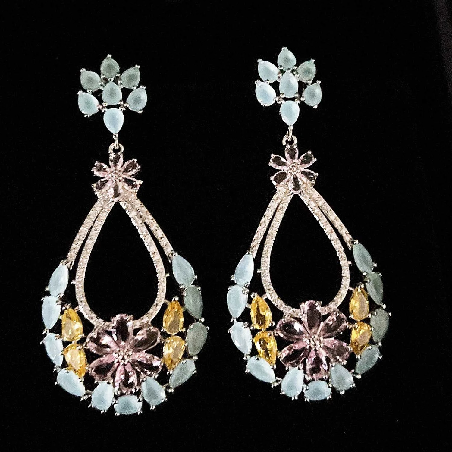 

Elegant Pink Crystal Zircons Long Drop Earrings For Women Stud Earrings Jewelry For Bridal Wedding Earrings Rococo Jewelry, Picture shows