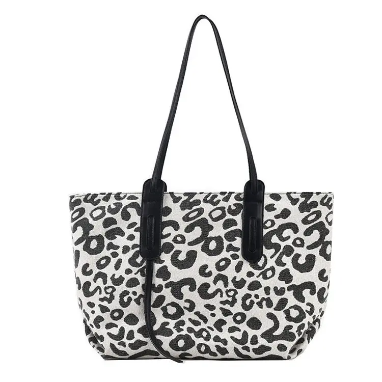 

2021 Stylish Soft Canvas Leopard Print Handbag Large Capycity Underarm Shoulder Bag Pop Bolsa De Hombro Cheap Leopard Tote Bag