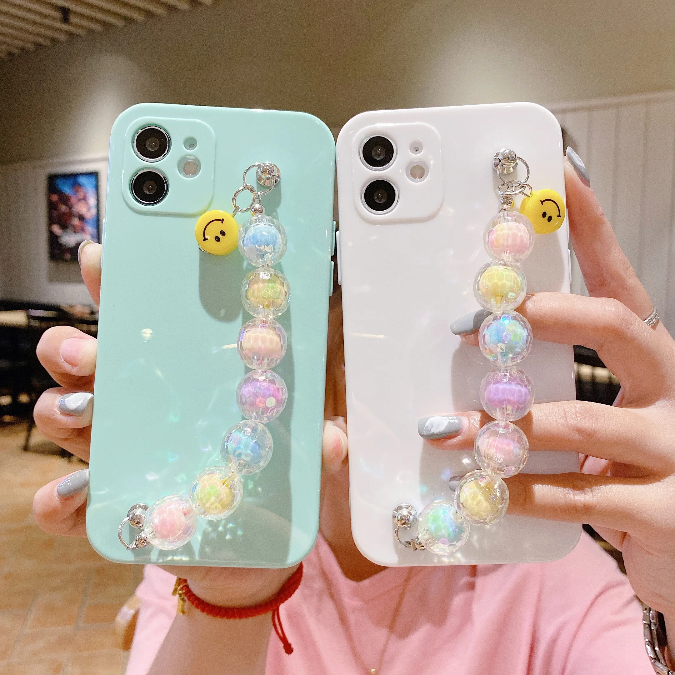 

Candy Color Chain Wrist Band Phone Case For iPhone 12 Pro Max X XS XR 7 8 11 Pro Plus Soft Tpu Back Cover
