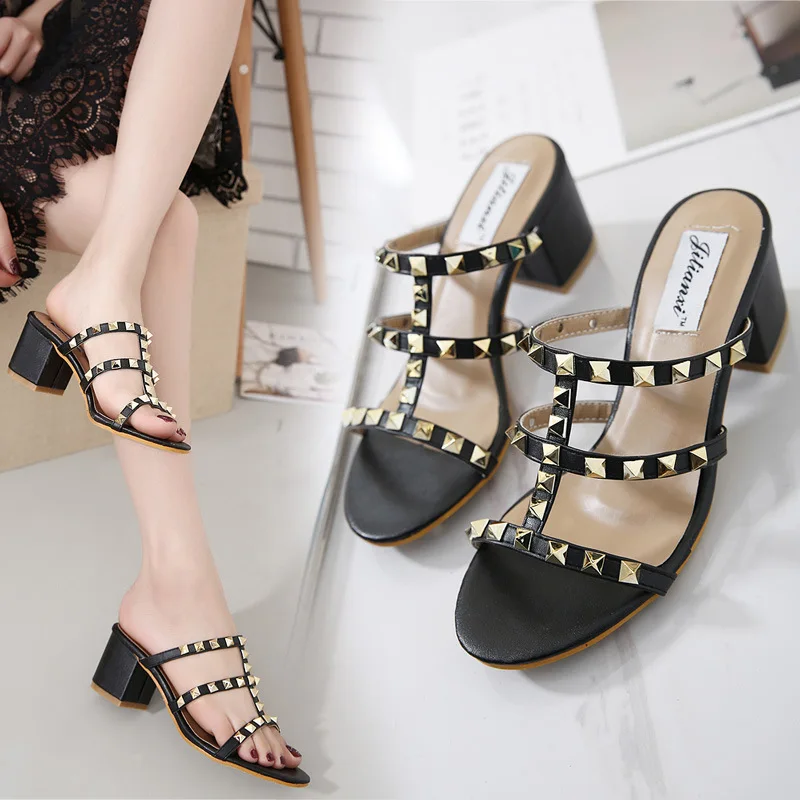 

Hot sale 2021 new summer sandals black diamond sandals fashion diamond wedges ladies sandals