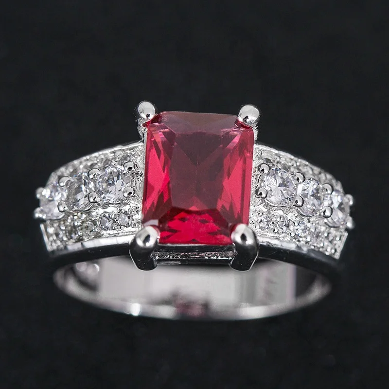 

Fashion Jewelry Luxurious Ring For Women Geometry Gemstone Square Ruby Zircon Party Gift Wholesale