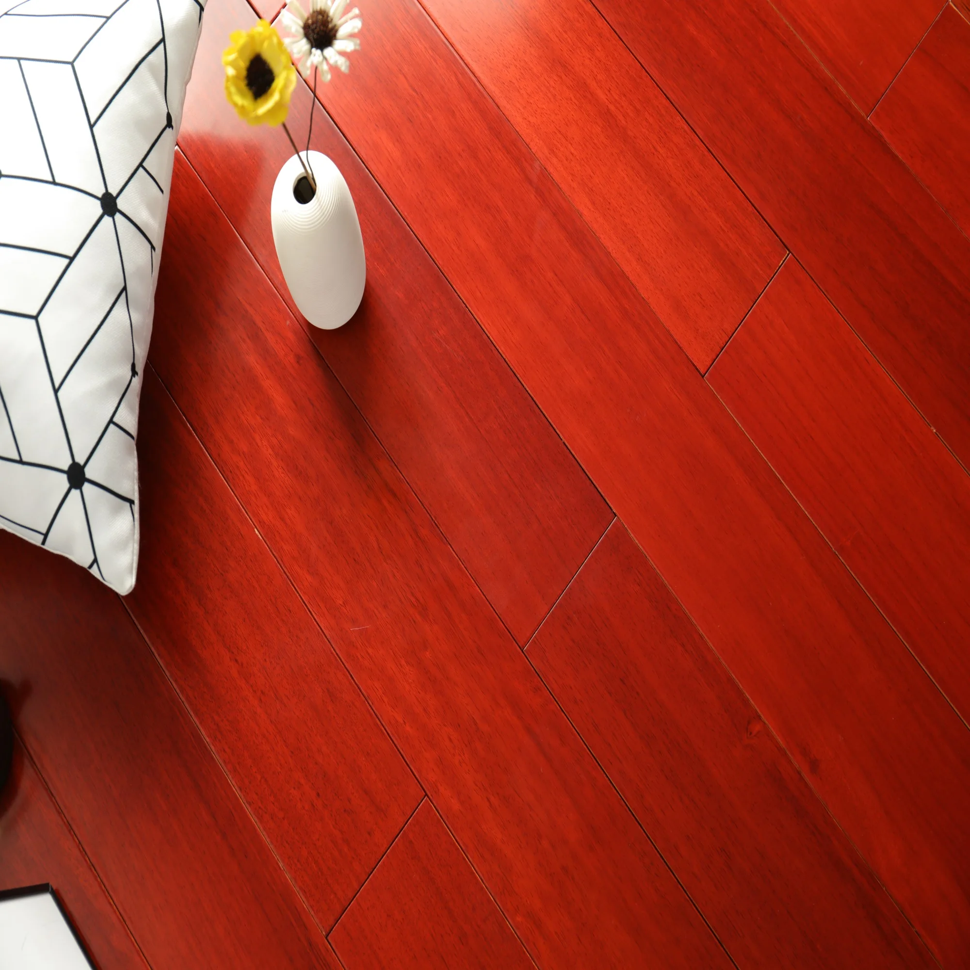 
Taun solid wood flooring red color in door Hardwood Flooring 