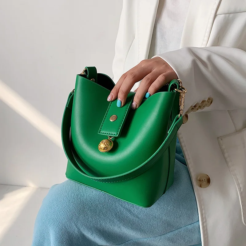 

2021 Charming Clutch Bags Chic Messenger Bag Green Mini PU Leather Bucket Purse Ins Ladies Handbag