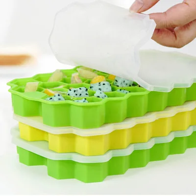 

Automatic silicone freezer tray with lid Batteries, Pantone color