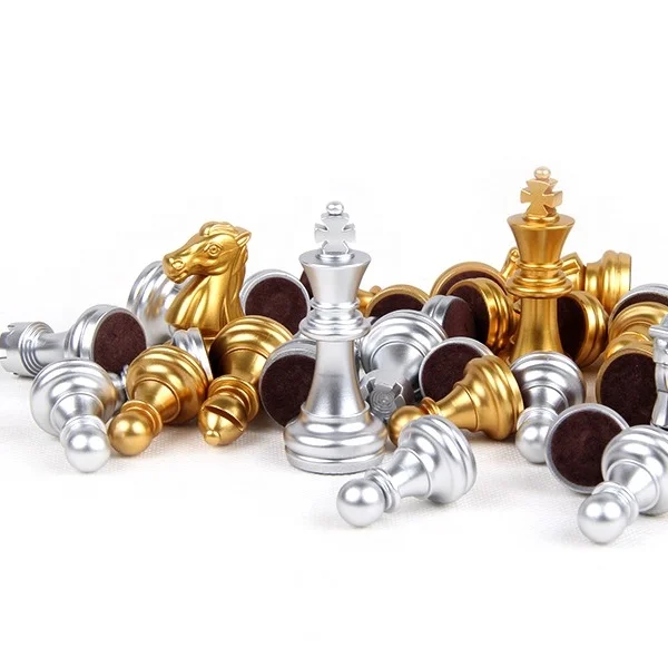 

TY Chess set with high quality chess board 32 gold and silver magnetic chess board game set, Photo