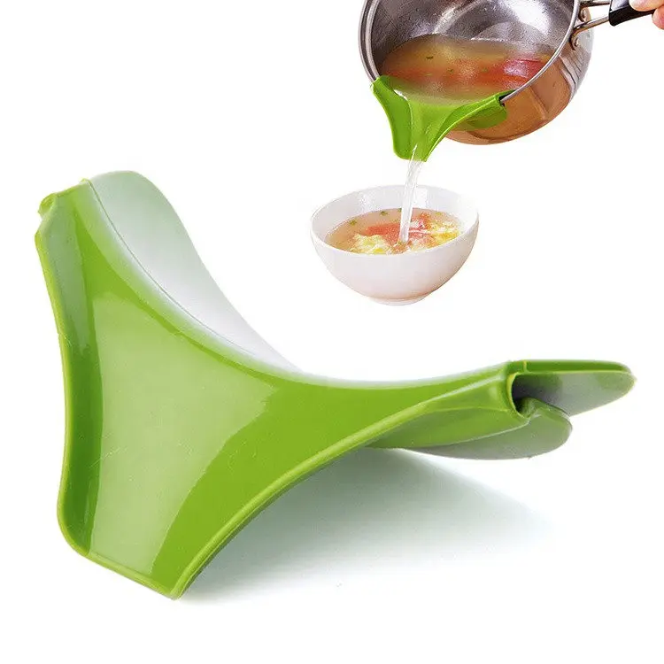 

Kitchen Gadget Silicone Pour Soup Funnel Clip On Silicone Colander Fits All Pots And Bowls - Green