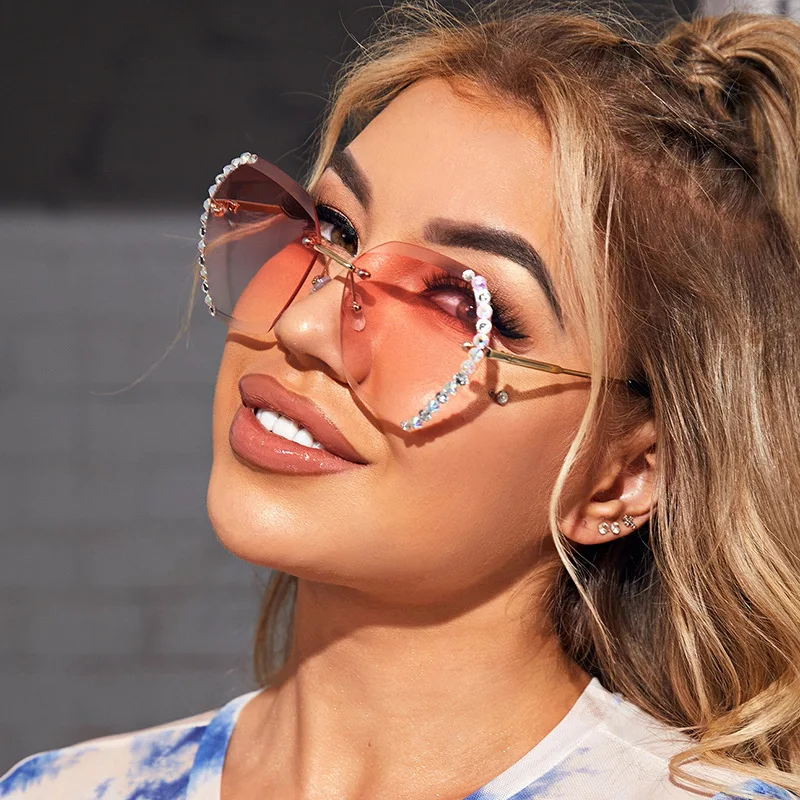 

Frameless Sunglasses Personality Ocean Gradient Glasses with Diamond Inlaid Polygonal Eyewear Women's polarized Sunglasses