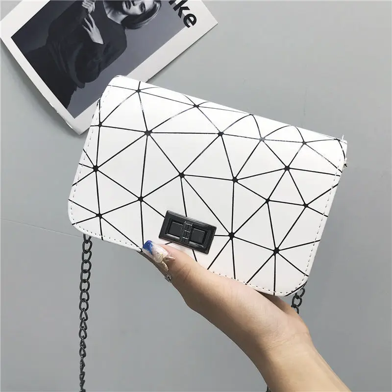 

Drop shipping Korean Fashion Brand Deisign Women Bags Ladies Shoulder Messenger Bags For Girls, White and black