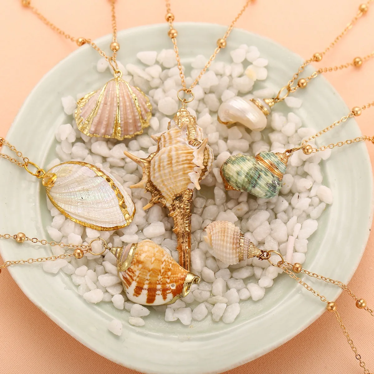 Fashion Chain Necklaces with Marine life Vintage Pendant Jewelry Shell Necklaces for Female Women Gift Jewelry