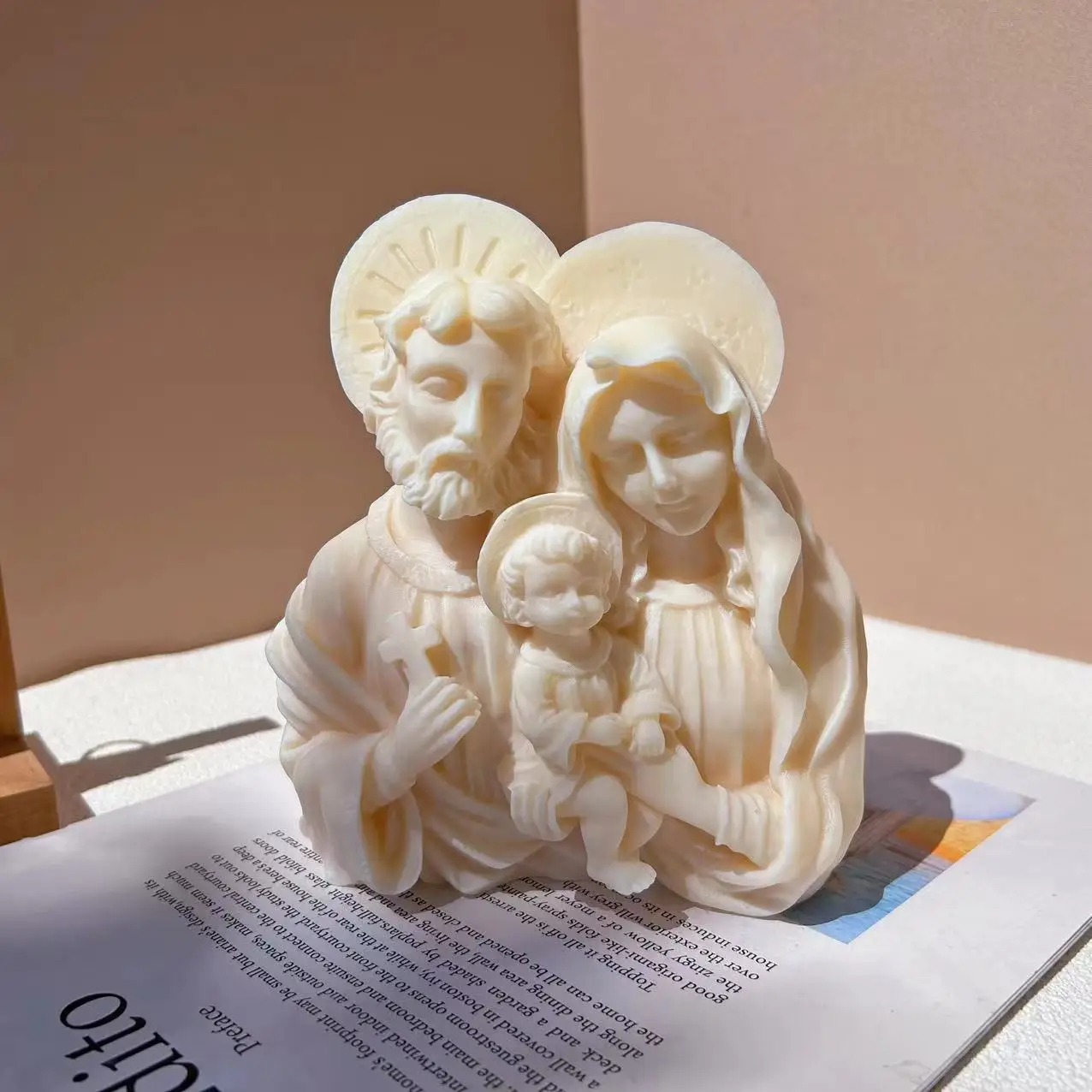 European Family DIY Handmade Aromatherapy Candle Mold Gypsum Statue Silicone Mold