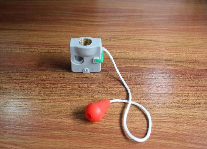 Eyson Manual Device For Inflatable Life Jackets.jpg