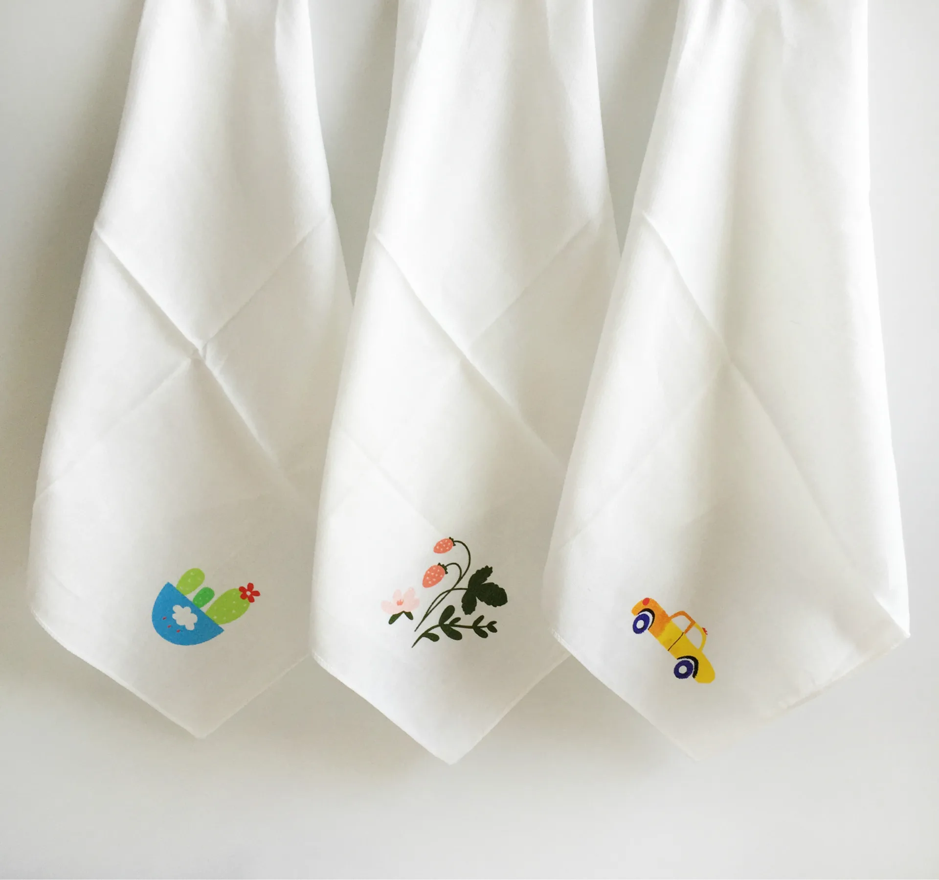 

Hot Sale Baby Cotton Face Towel Soft Cotton Baby Feeding Handkerchief Infant Bibs