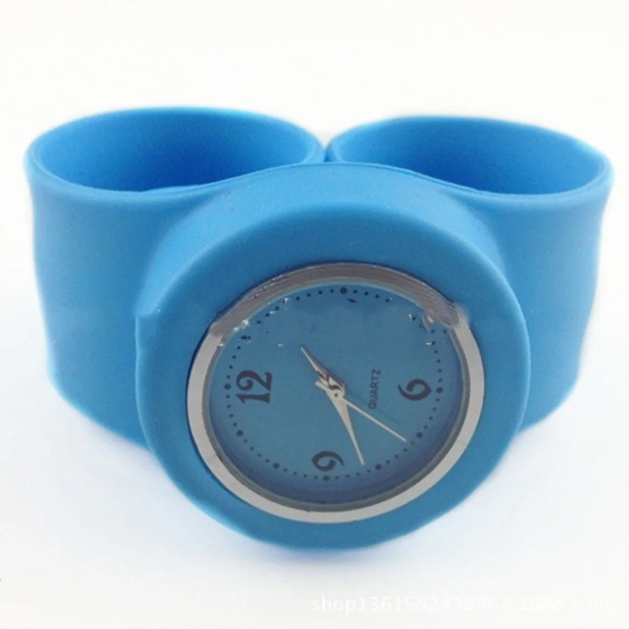 

customize logo Cute promotional gift silicone slap watch