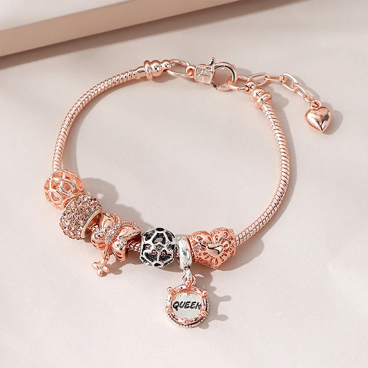

Rose Gold Bling Rhinestone Crystal Butterfly Flower Charm Bracelet Exquisite Hollow Heart Charm Bracelet For Party