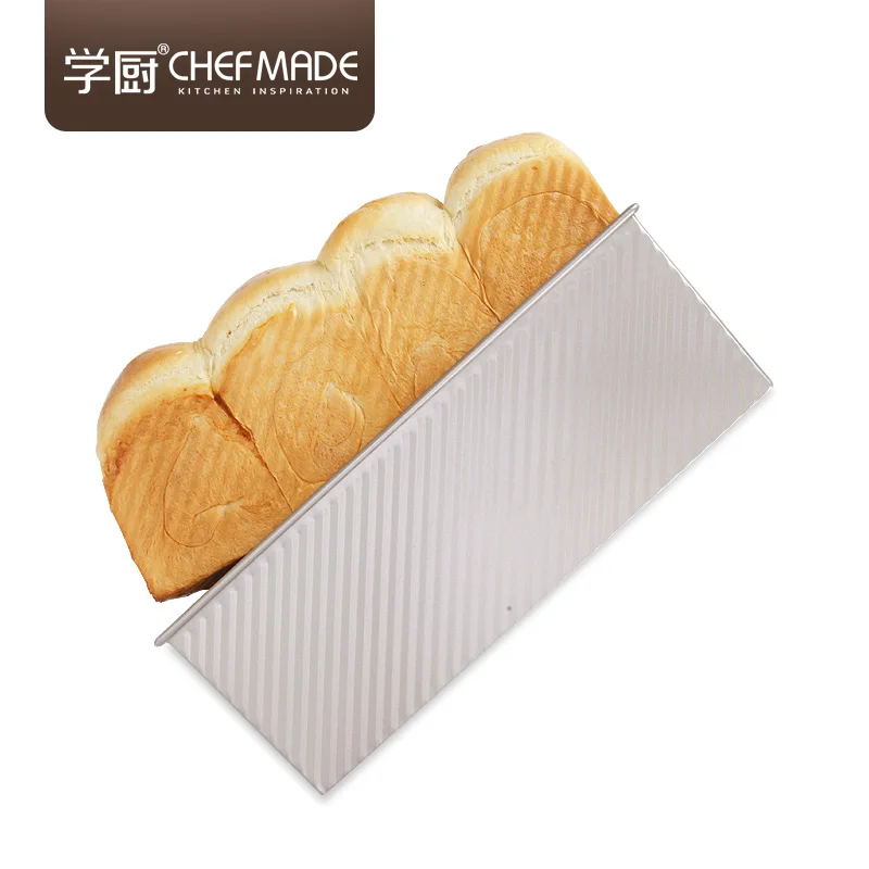 

1000g non-stick corrugated loaf pan aluminum bread mold of bread with cover