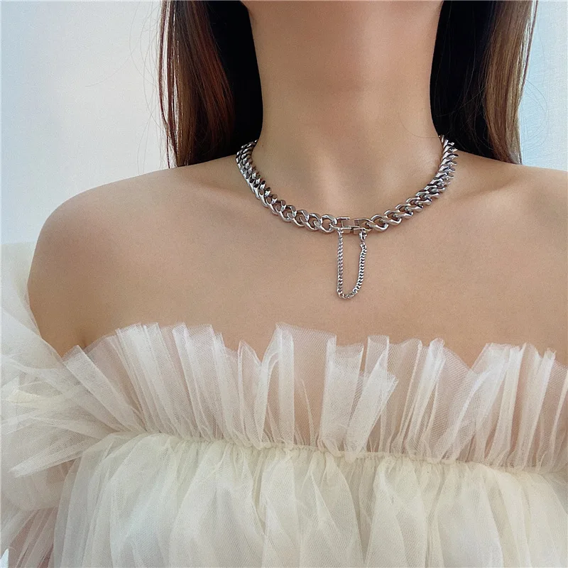 

Stylish Titanium Steel Thick Choker Matching Necklaces For Couples Cuban Link Necklace For Women, Silver