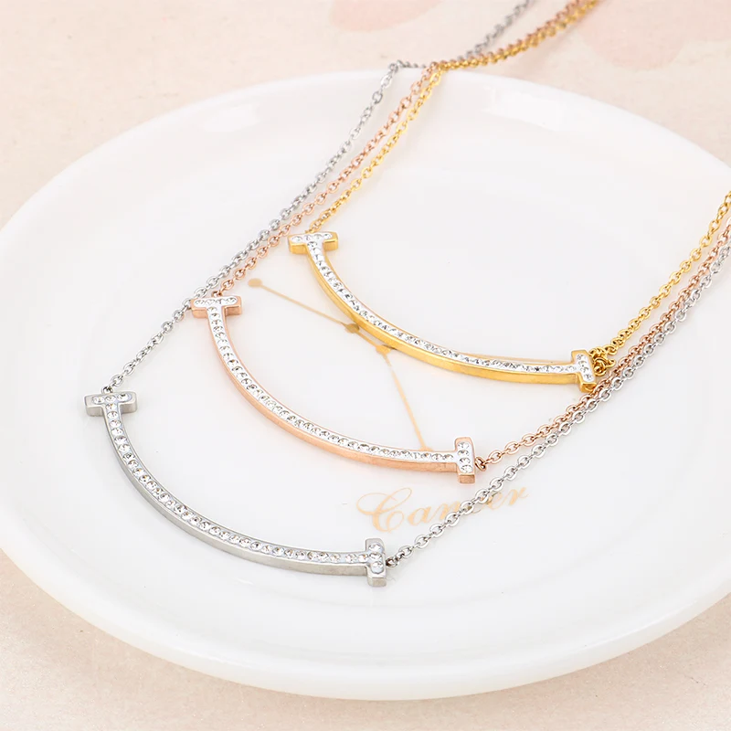 

Simple Style Drop 316 L Stainless Steel Necklace Set Jewellery Smiley Pendant Gold Necklace Women Men