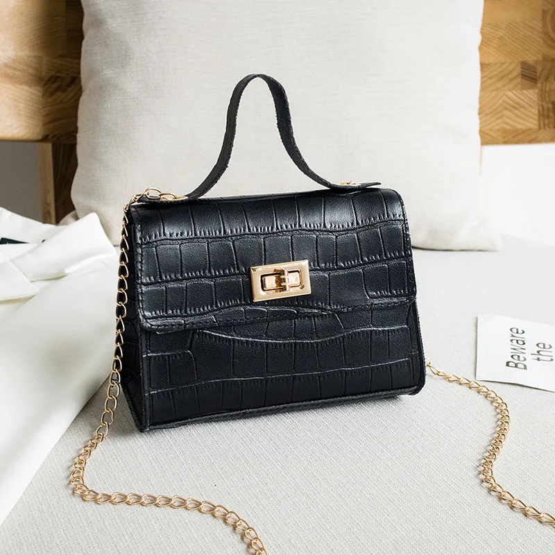 

2021 new fashion PU Leather casual travel all-match chain lock handbags