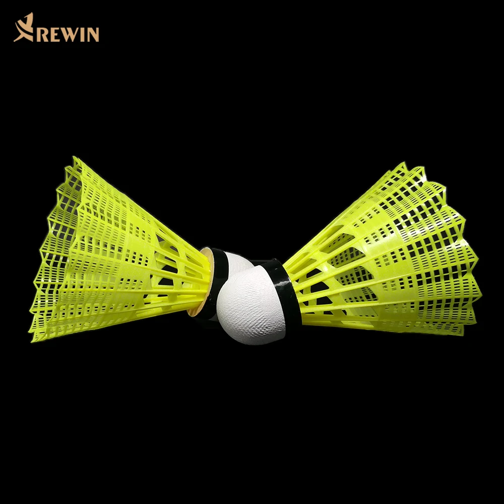 Hot Selling Wholesale Cheap Nylon Badminton Shuttlecock Of M370c