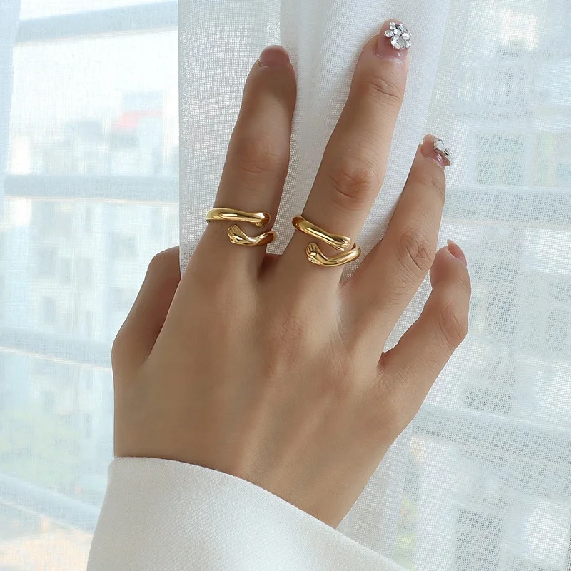 

Retro Fashion 18K Gold Plated Stainless Steel Hug Ring, As the picture