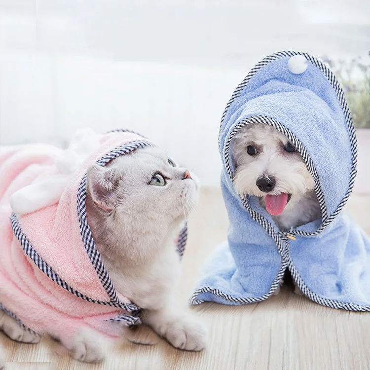 

Wholesale Comfortable Cotton Soft Cozy Fashion Towels Pajamas Cat Pet Dog Bathrobe
