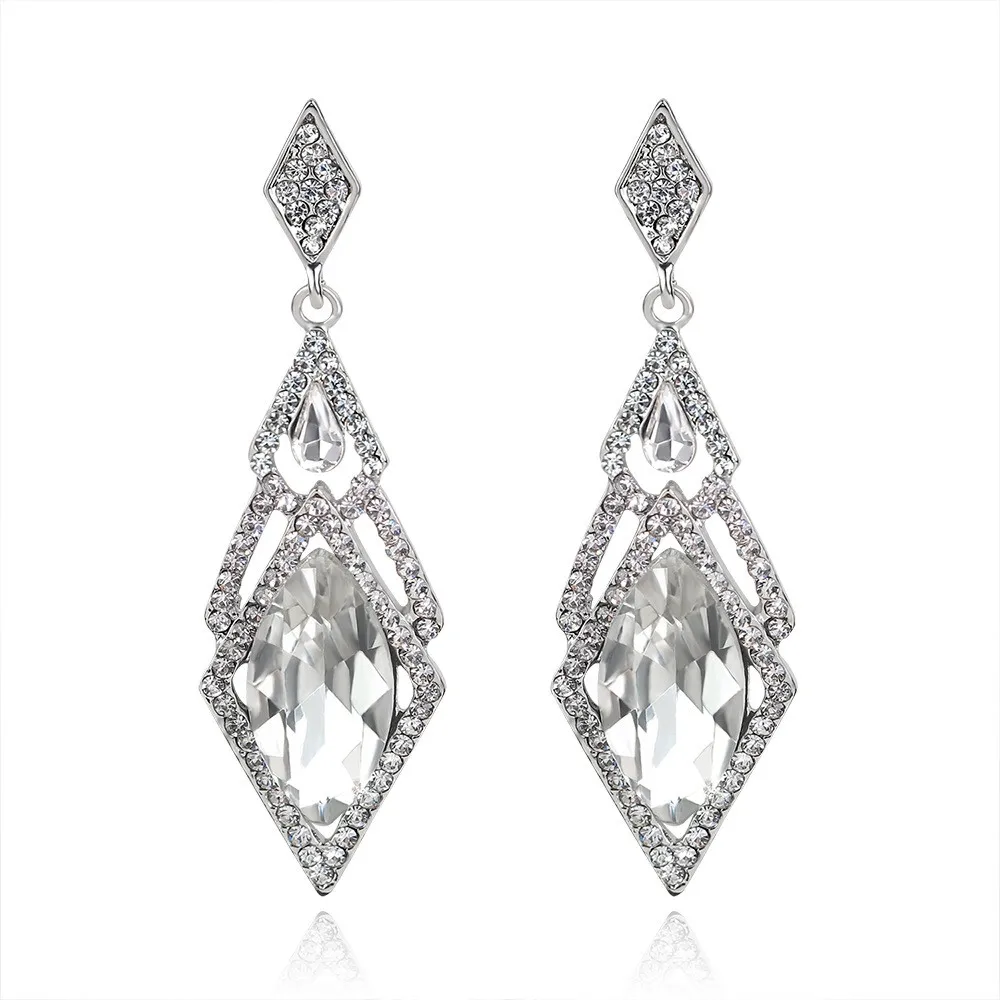 

European and American Fashion Earrings Wholesale Diamond Woven Earrings Crystal Earrings Wholesale Manufacturers From Stock, As the picture shows