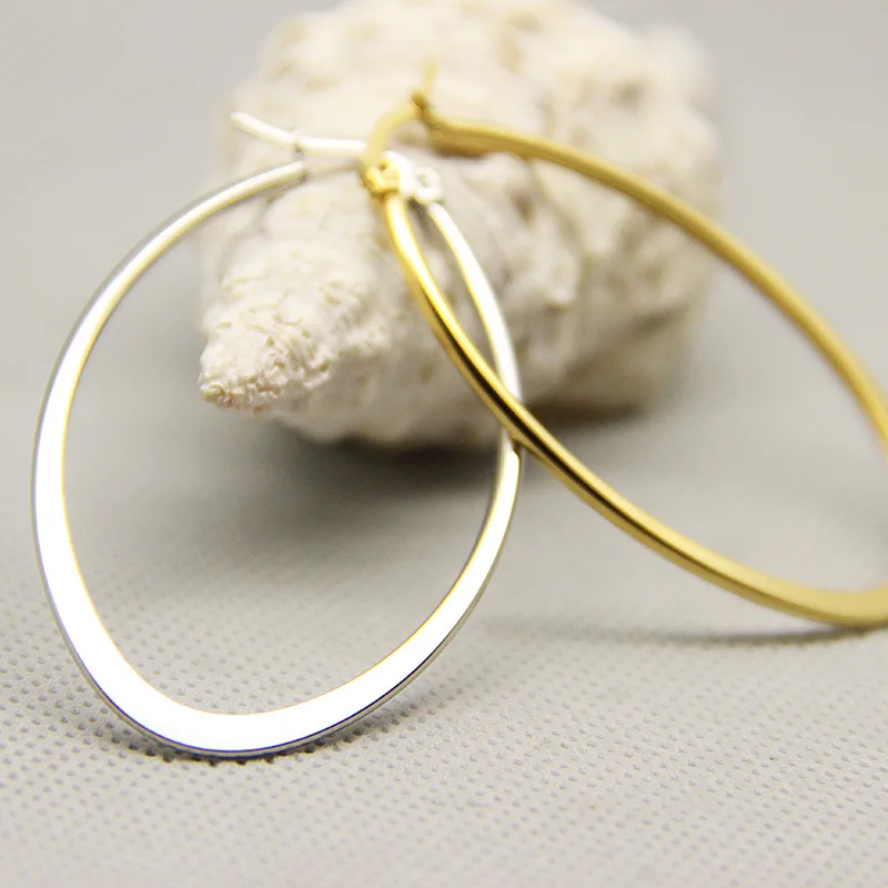 

ES1029 High Quality Gold Plated Stainless Steel Oval Shape Hoop Earrings