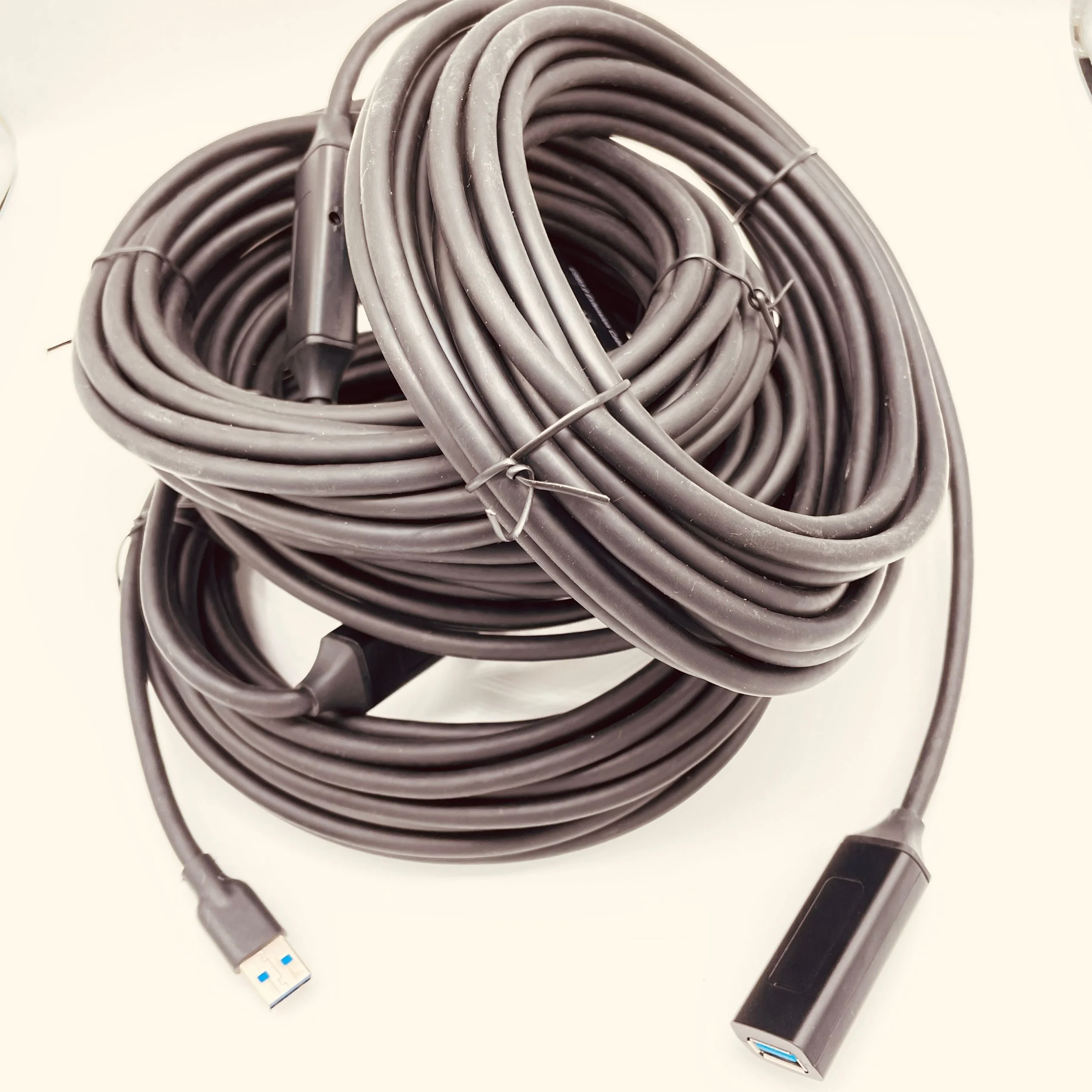 

New Black 30m usb 3.0 male to female extension cable with 4PCS IC