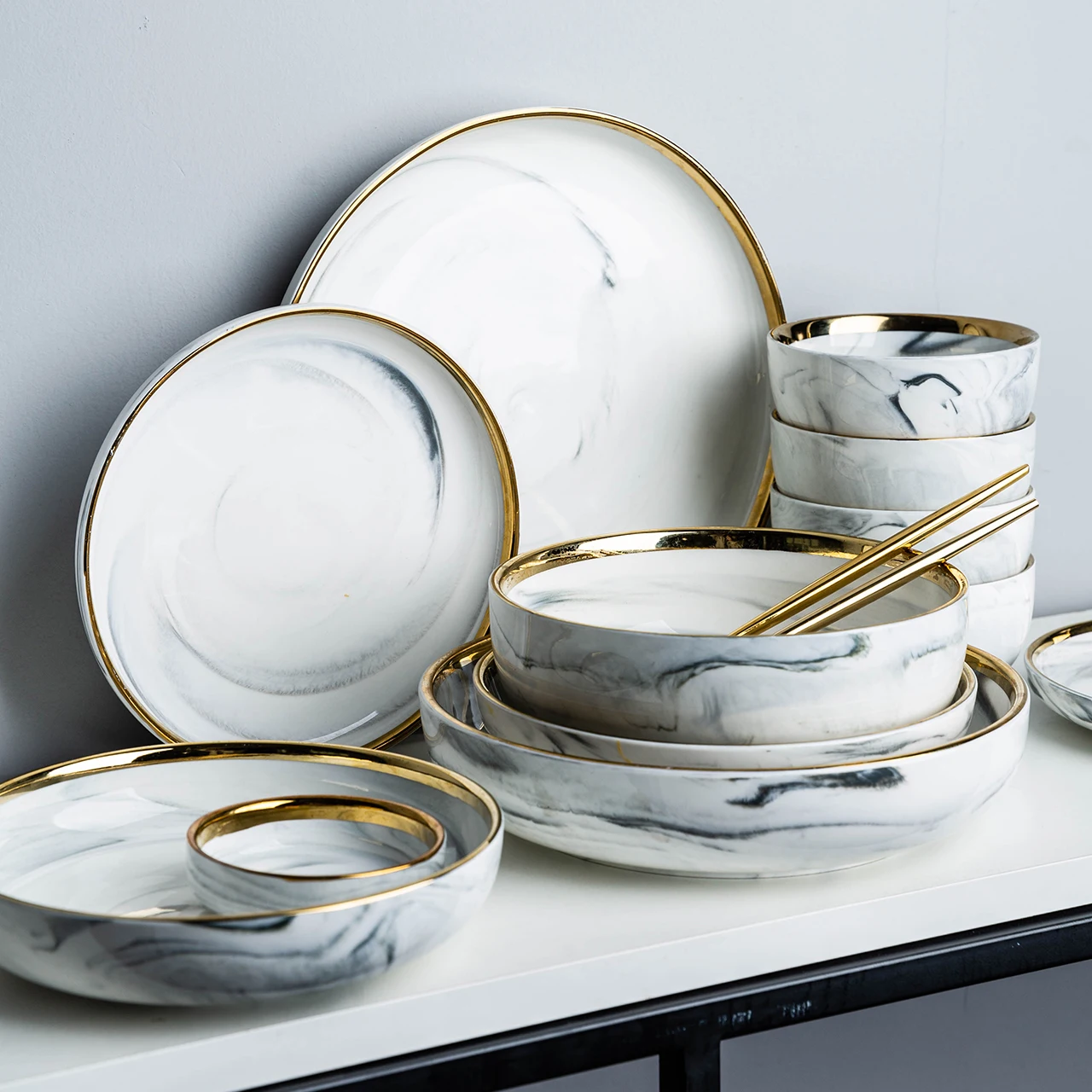 

MONAZONE Nordic Style Marble Luxury Dinnerware Sets With Gold Trim