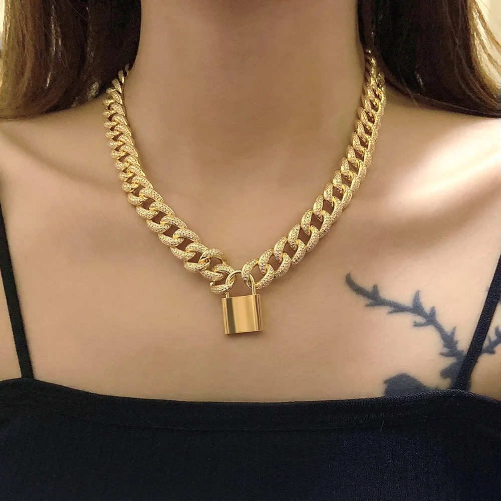 

Foxi 18k Gold Plated Jewelry Crystal Hip Hop Iced Out Miami Cuban Link Chain Lock Chunky Necklace