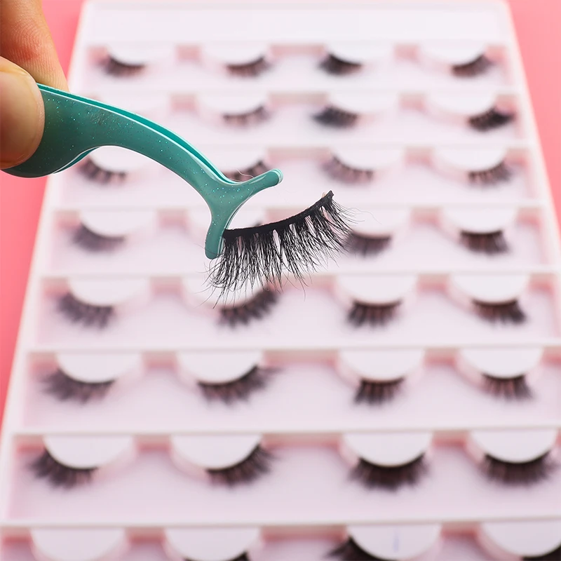 

High Quality 3d Mink Lashes Half Lash Customized Packaging Segment Mink Half Lash Wholesale, Natural black