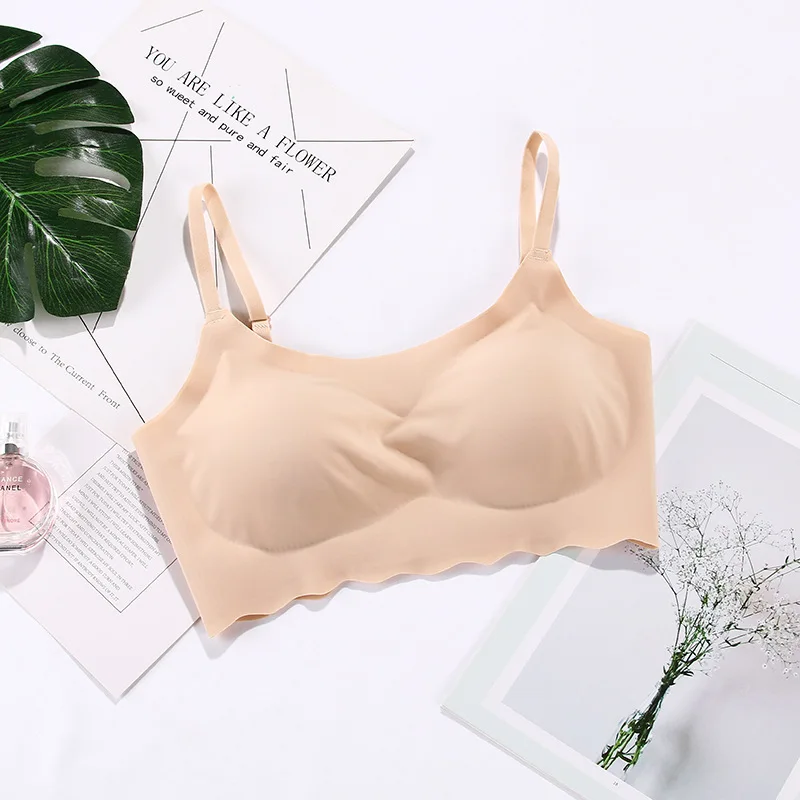

One Piece Bonded Jelly Ice Silk Thin Fabric High Quality Fashion Young Girl Brassiere Comfortable push up seamless bra, 4 color as pictures