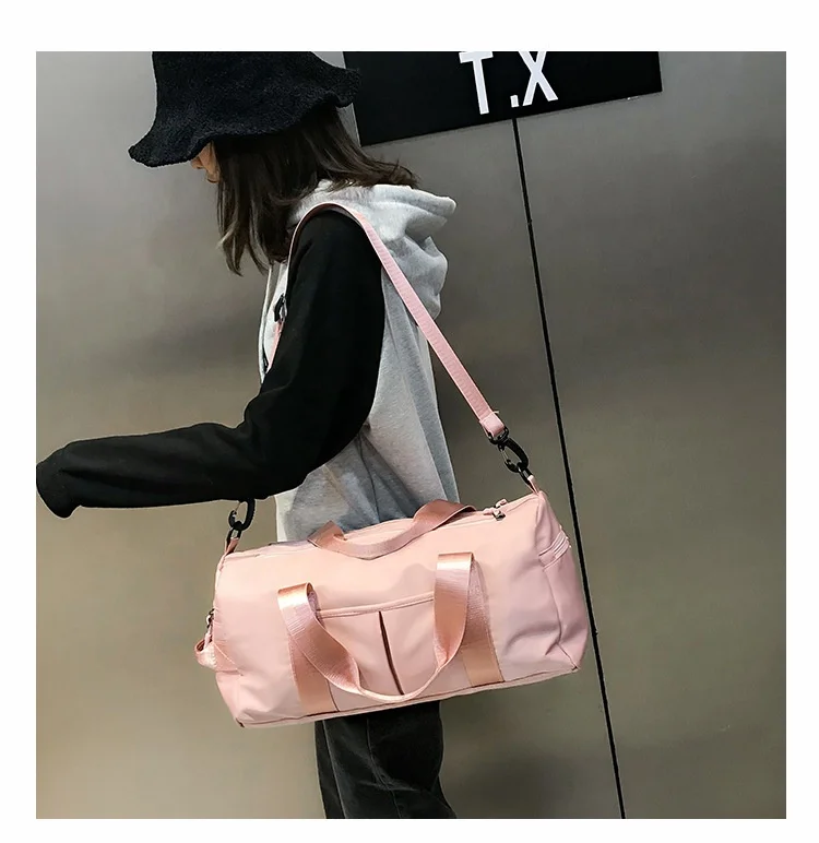 

In stock ladies pink and black sport waterproof shoulder bag canvas women gym yoga bags