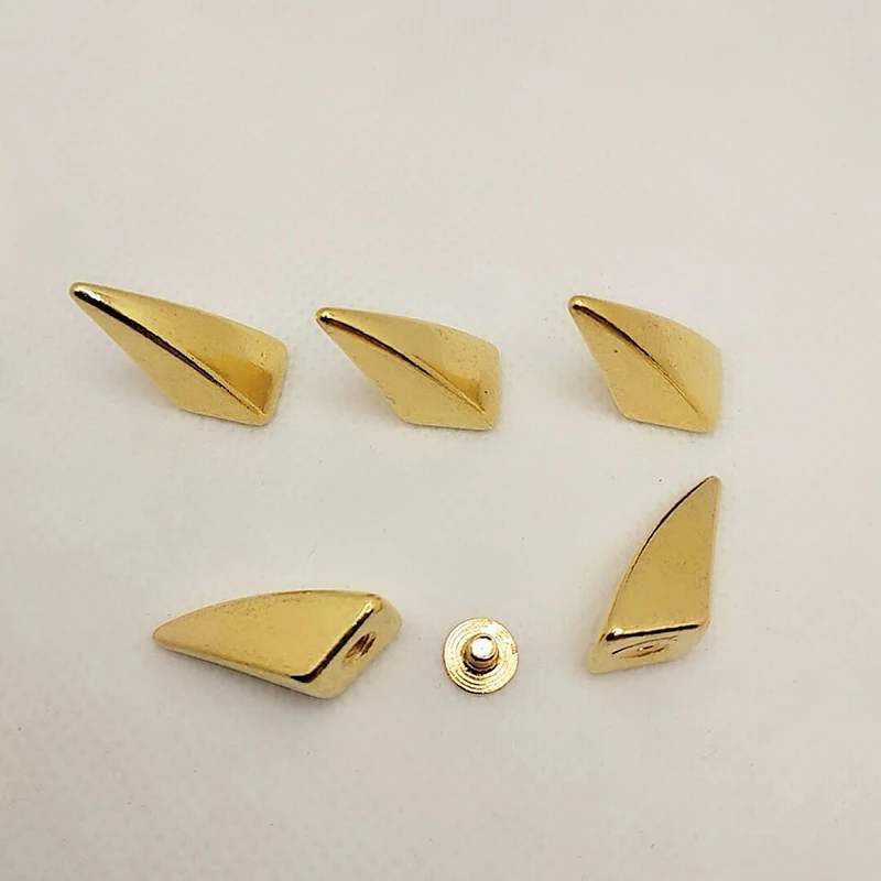 

10x17mm horn studs rivets button for punk bag