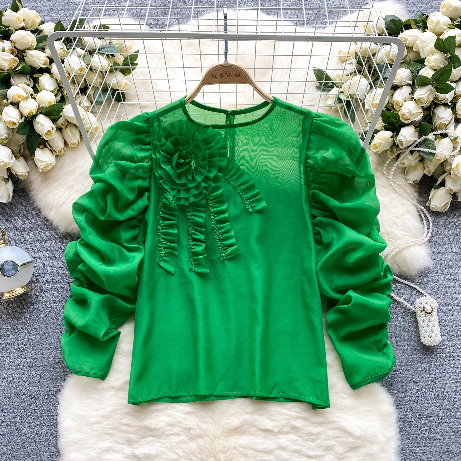

Retro Palace Style Flower Round Neck Pleated Bubble Long Sleeve Shirt Women's Thin Versatile French Top