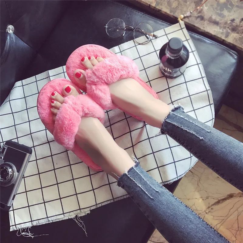 

Custom Wholesale Vendor White Luxury Women Mule Sandals Faux Fox Lady Fur Slippers