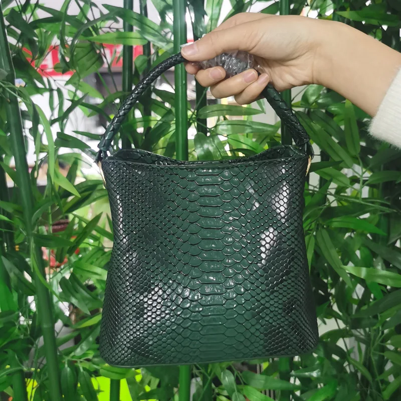

Fashion Women Green Bag Python Pattern Bucket Bag Women Elegant Lady Tote Bag Charming