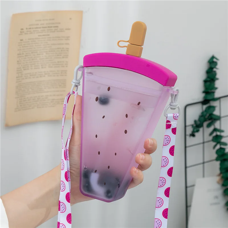 

Drink Purse Camera Shape Ice Cream Plastic Water Bottle Popsicle Drink Mini Purses Straw Cup Purse, 4 colors